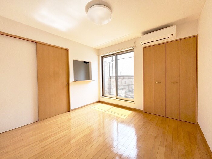 物件内観写真7　(居室)