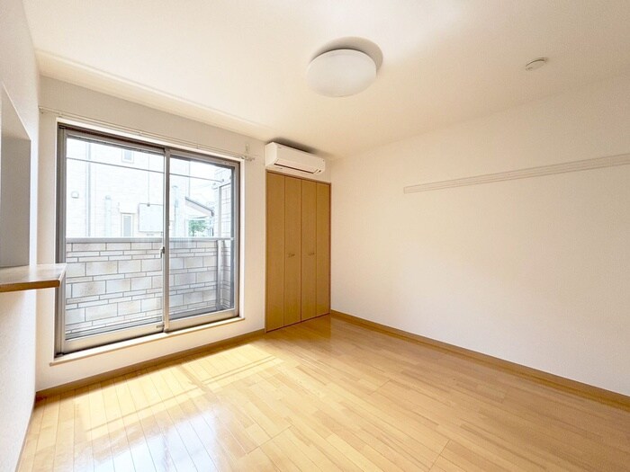 物件内観写真18　(室内からの展望)