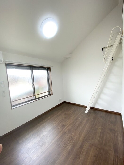 物件内観写真5　(居室)