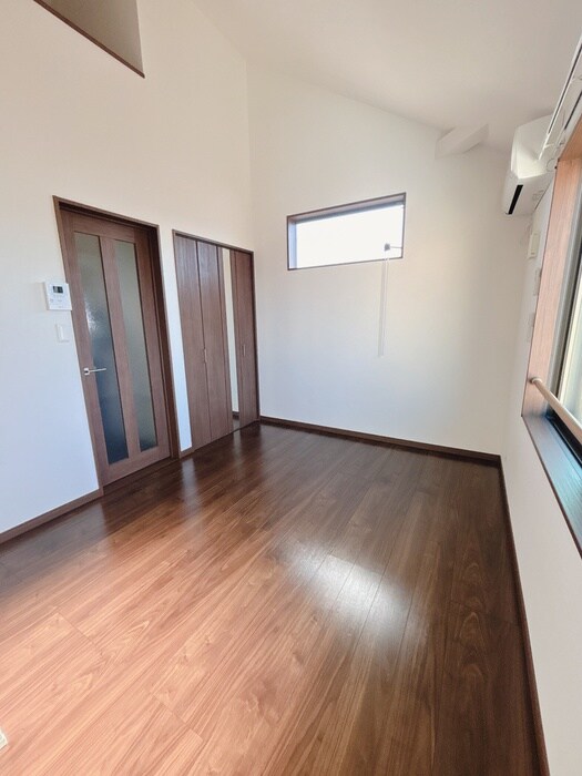 物件内観写真6　(居室)