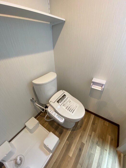 物件内観写真9　(トイレ)