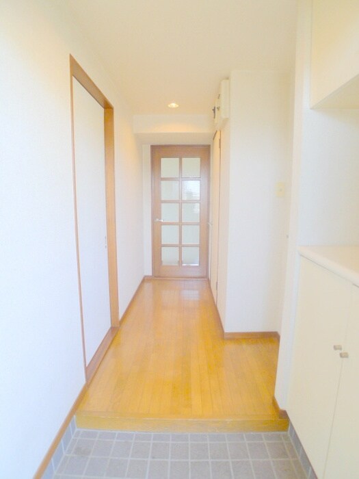 物件内観写真14　(玄関)