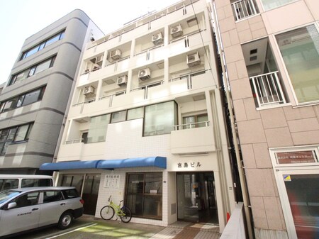 宮島ビル外観写真
