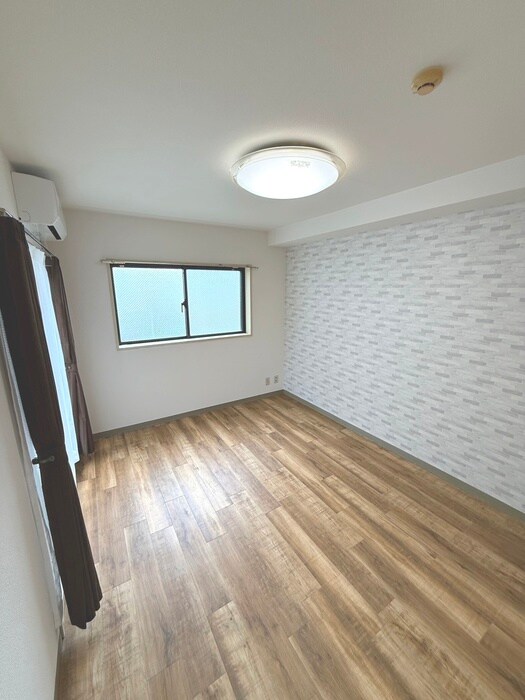 物件内観写真16　(居室)