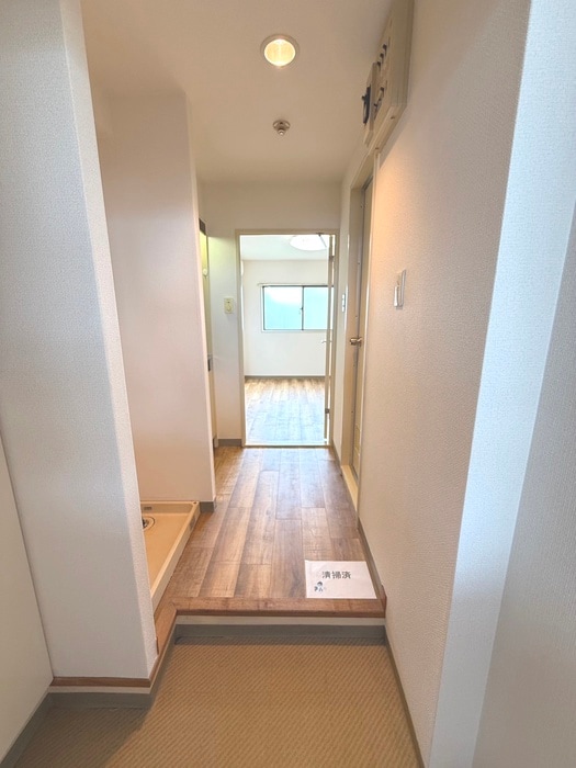 物件内観写真19　(廊下)