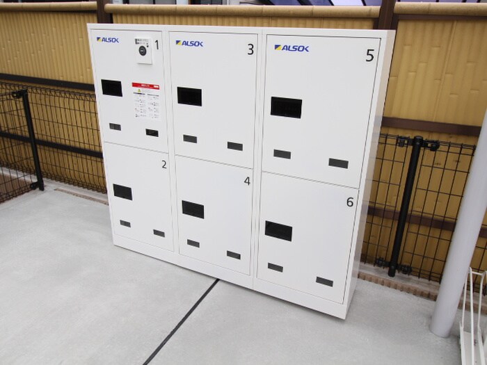 物件外観写真4　(建物設備)