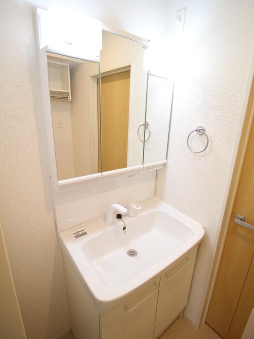 物件内観写真10　(洗面)