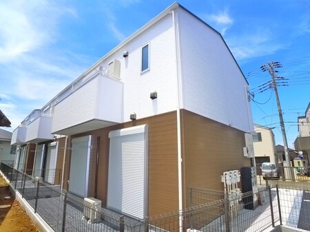 ａｒｃｏｉｒｉｓ(ｱﾙｺｲﾘｽ)外観写真