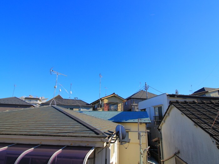 物件内観写真20　(室内からの展望)