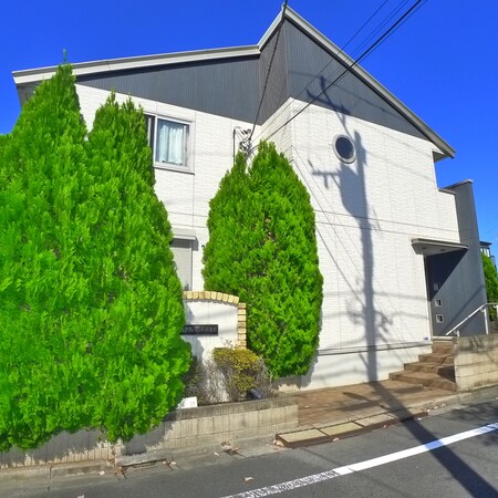 ドルフクレセント六番館外観写真