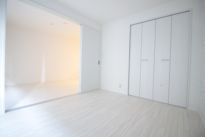 物件内観写真8　(居室)