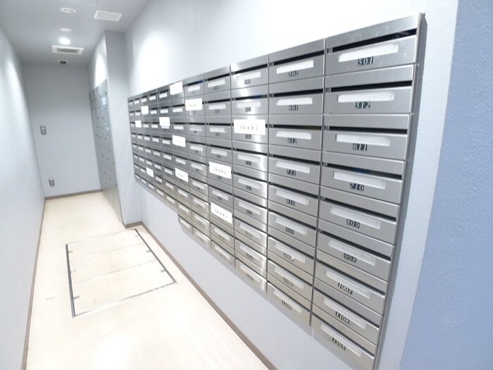 物件外観写真4　(建物設備)