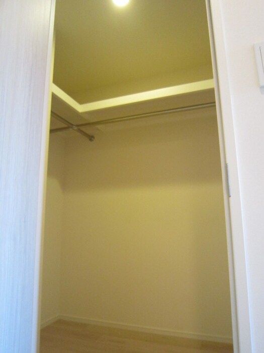 物件内観写真11　(収納)