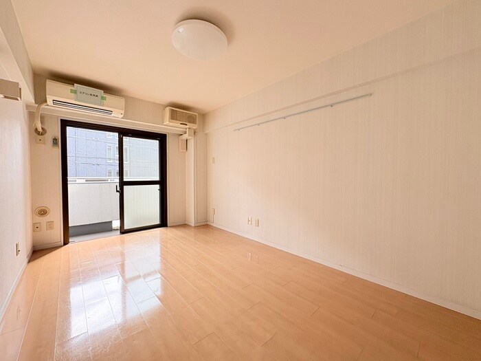 物件内観写真15　(居室)