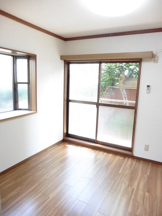 物件内観写真6　(居室)