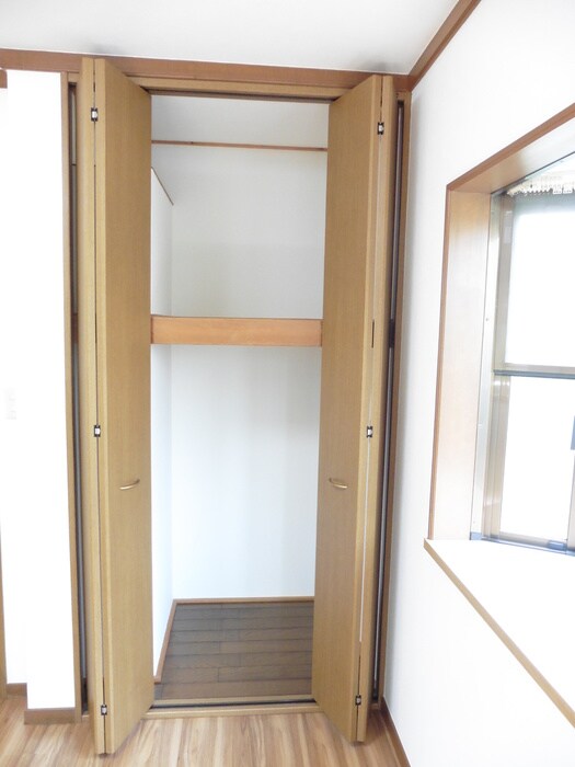 物件内観写真8　(収納)