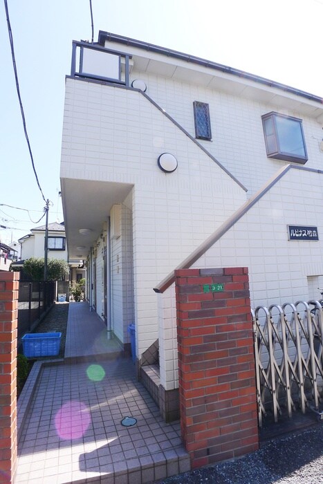 物件外観写真4　(エントランス部分)