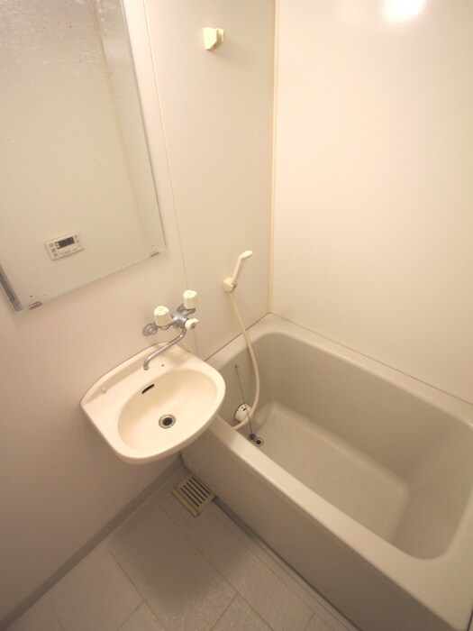 物件内観写真12　(バス／シャワールーム等)