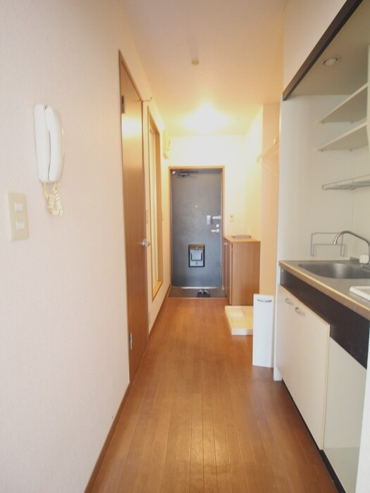 物件内観写真18　(廊下)