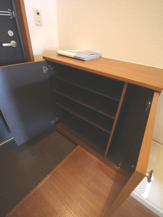 物件内観写真19　(靴箱)