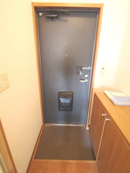 物件内観写真20　(玄関)