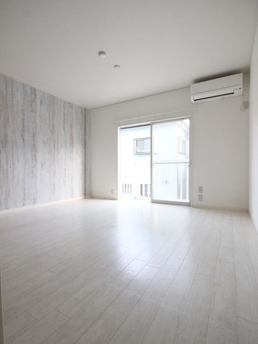 物件内観写真6　(居室)