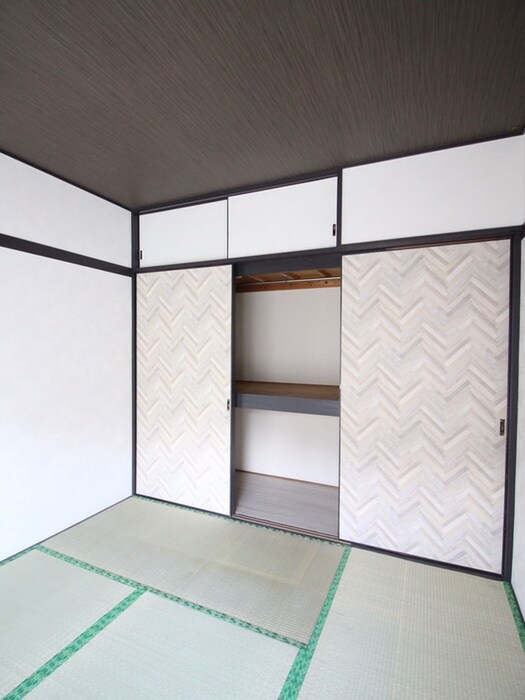 物件内観写真10　(収納)