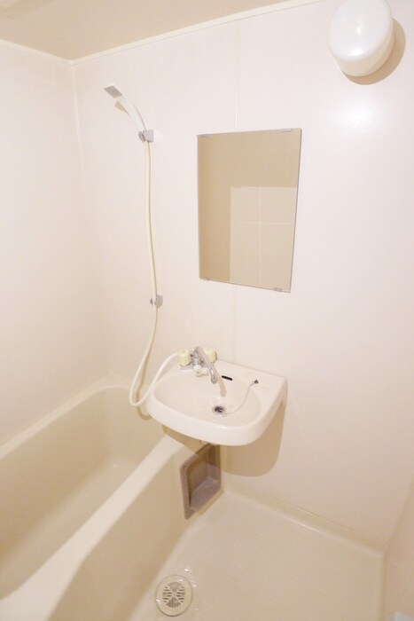 物件内観写真9　(バス／シャワールーム等)