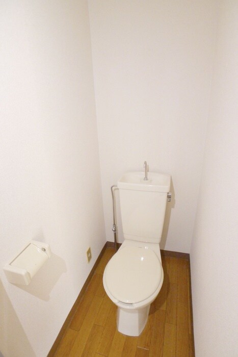 物件内観写真11　(トイレ)