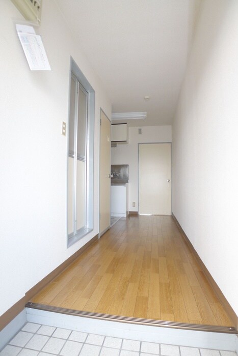 物件内観写真15　(廊下)