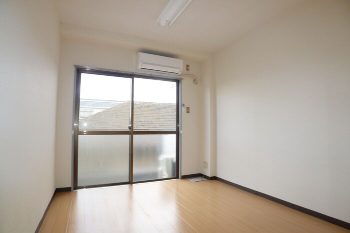 物件内観写真17　(居室)