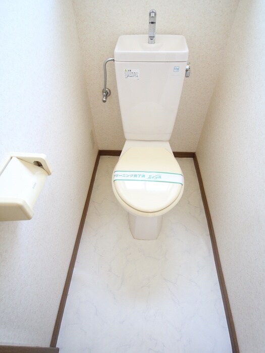 物件内観写真8　(トイレ)