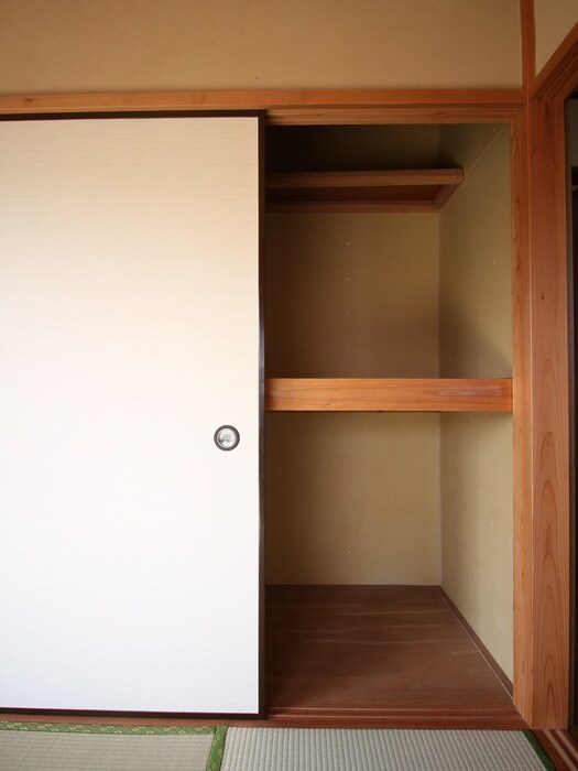 物件内観写真12　(収納)