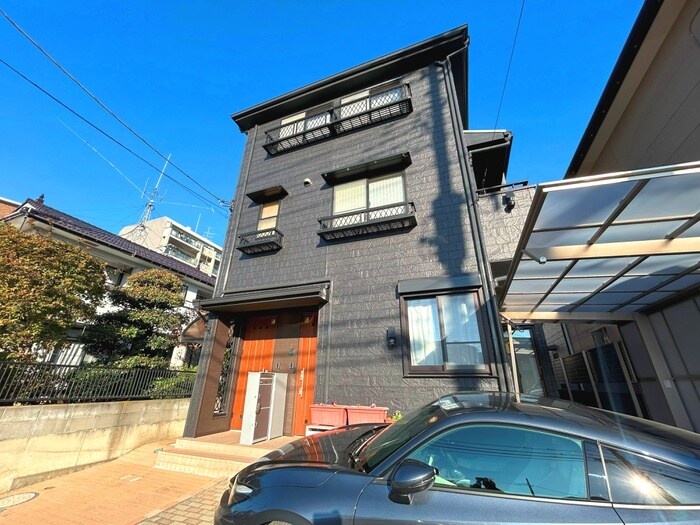 物件外観写真1　(外観写真)