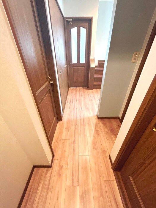 物件内観写真16　(廊下)