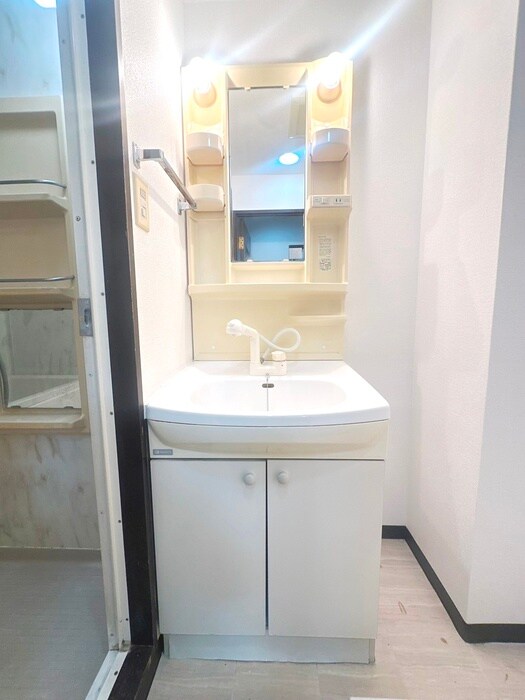 物件内観写真15　(洗面)