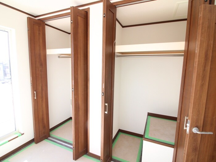 物件内観写真7　(収納)