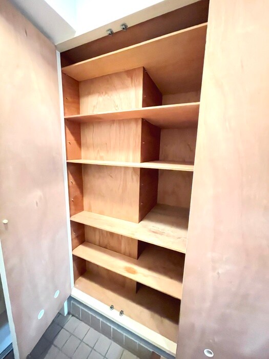 物件内観写真18　(靴箱)