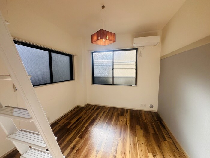 物件内観写真10　(居室)