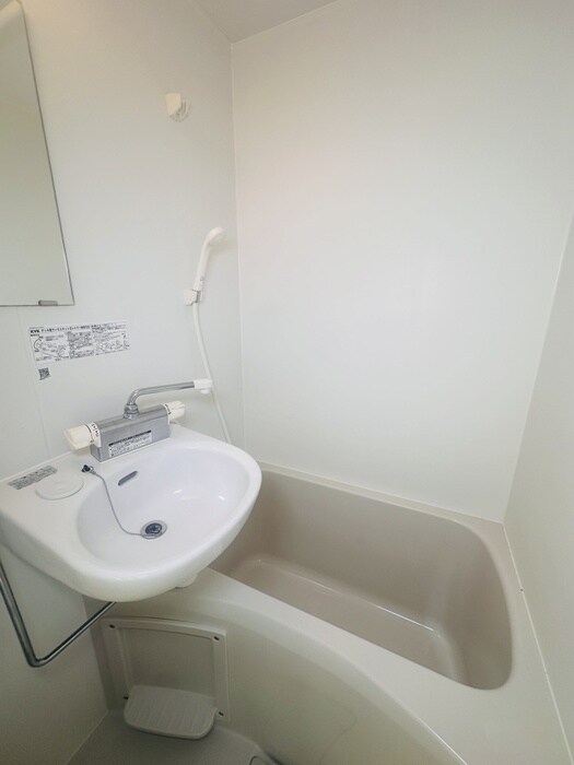 物件内観写真12　(バス／シャワールーム等)