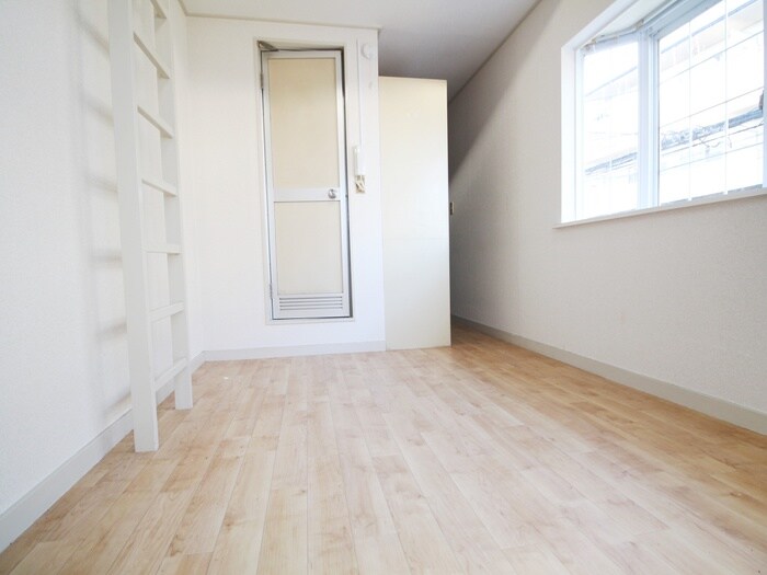 物件内観写真8　(居室)