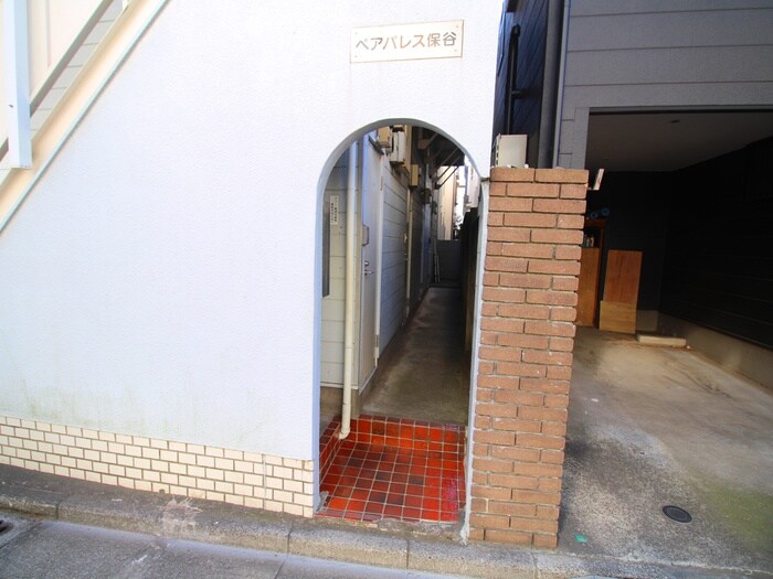 物件外観写真3　(エントランス部分)