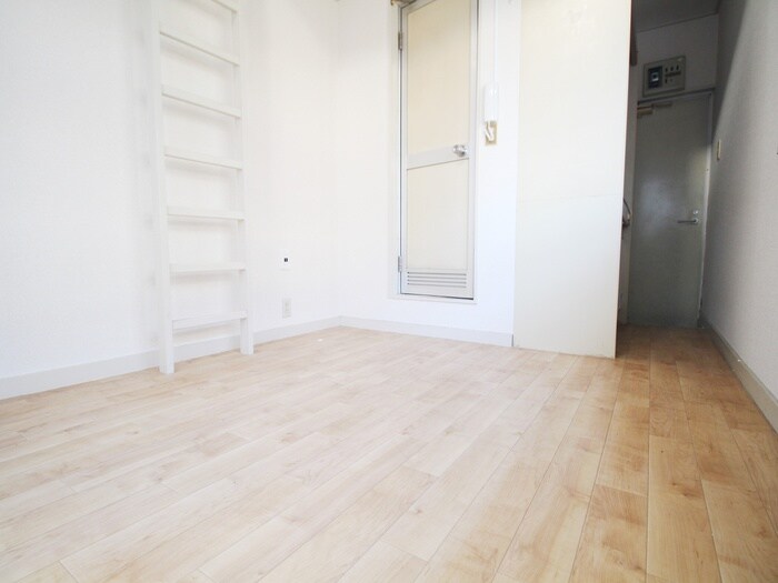 物件内観写真18　(居室)