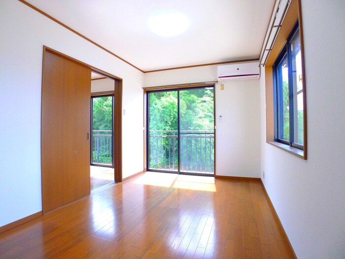 物件内観写真21　(居室)