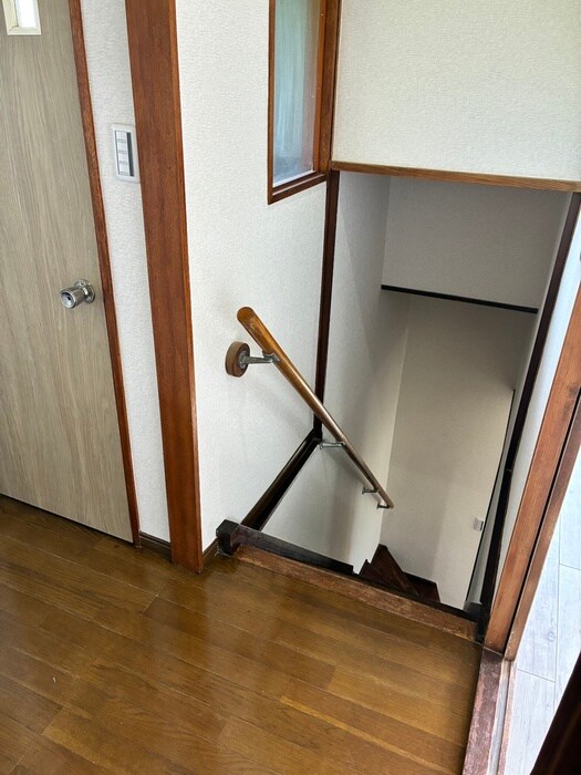 物件内観写真12　(廊下)