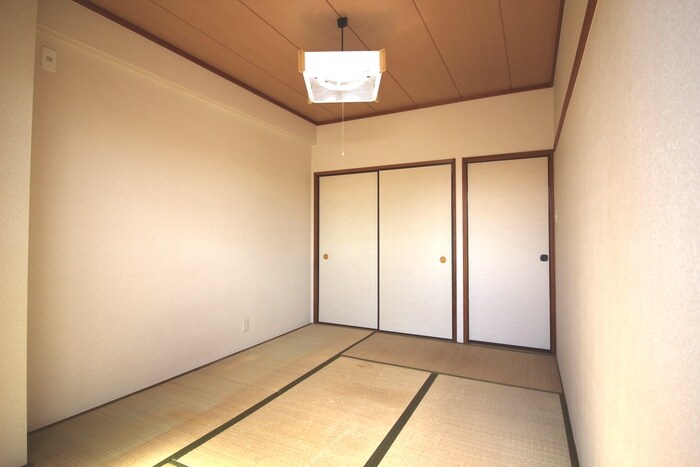 物件内観写真9　(居室)