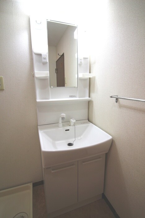 物件内観写真13　(洗面)