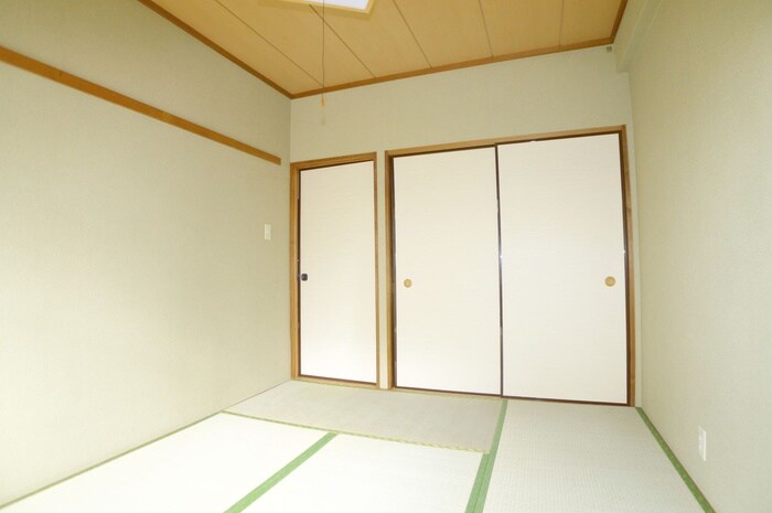 物件内観写真18　(居室)