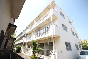 鈴忠第２マンション外観写真