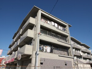 ハ－フティンバ－外観写真